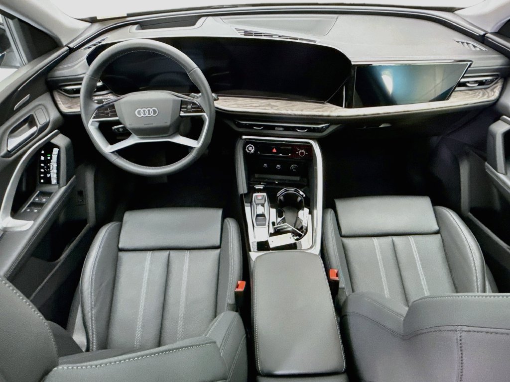 Thumbnail: 2026 Audi Q5 - 13