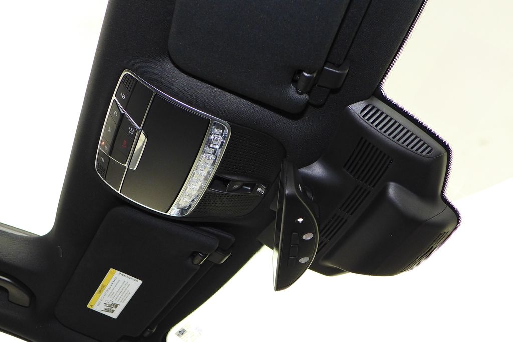 Thumbnail: 2020 Mercedes-Benz S-Class - 17