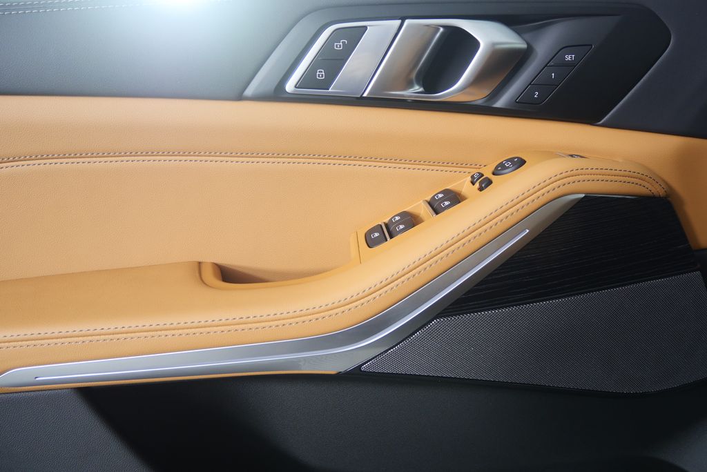 Thumbnail: 2026 BMW X5 - 8