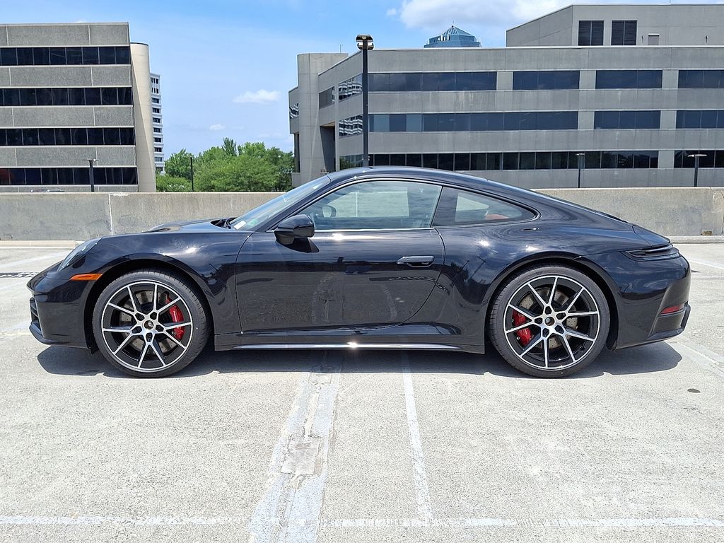 Thumbnail: 2025 Porsche 911 - 2