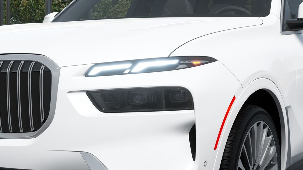 Thumbnail: 2027 BMW X7 - 6