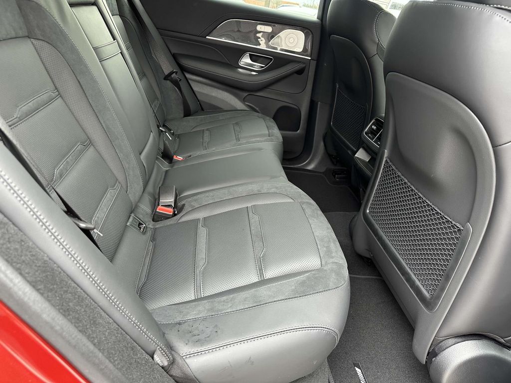 2025 Mercedes-Benz GLE 53 AMG 18