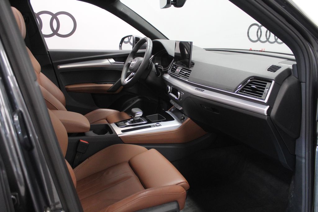 Thumbnail: 2024 Audi Q5 - 32