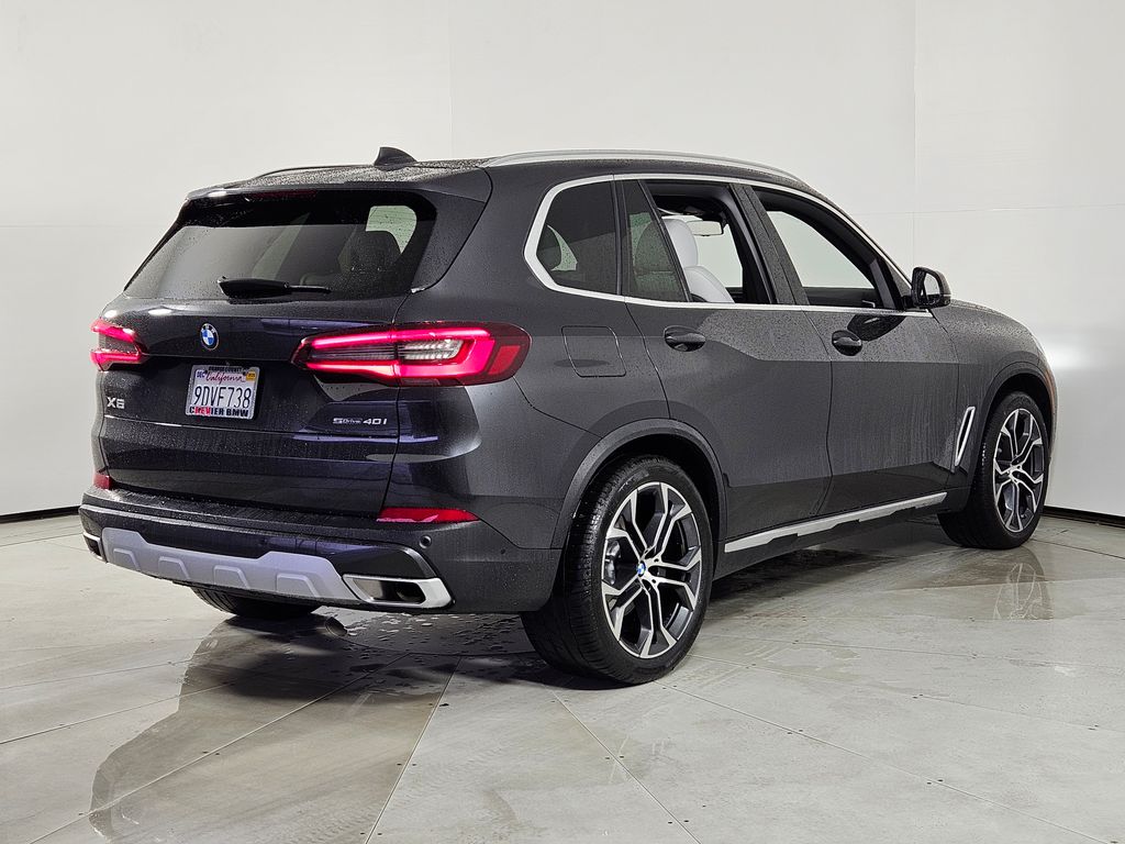 Thumbnail: 2023 BMW X5 - 7