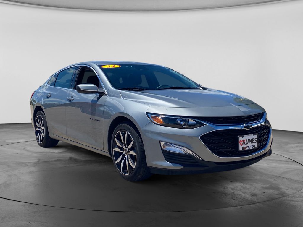2024 Chevrolet Malibu RS FWD