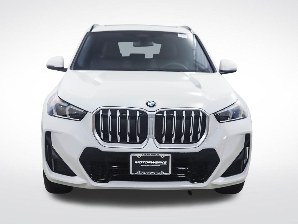Thumbnail: 2026 BMW X1 - 9