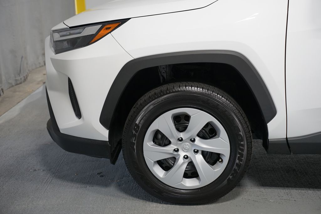 Thumbnail: 2024 Toyota RAV4 - 5