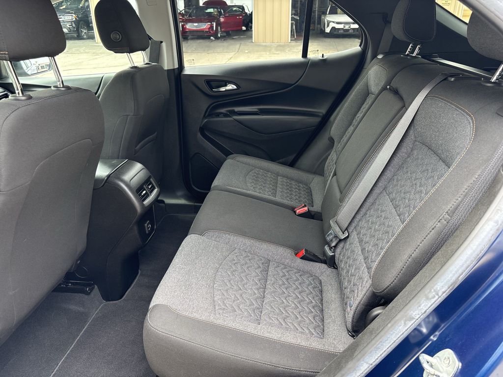 2022 Chevrolet Equinox LT Blue at AutoSavvy Houston Southwest
