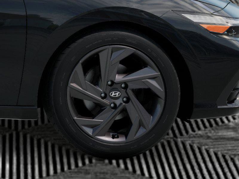 2026 Hyundai Elantra — photo 8