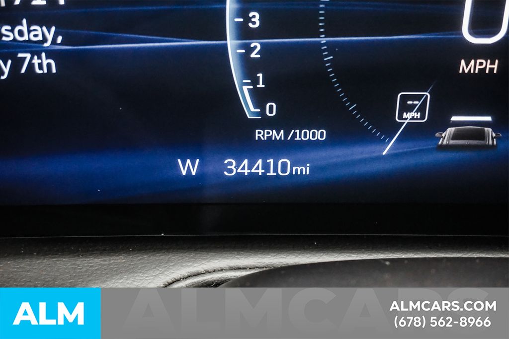 Used 2025 Silver Cadillac Premium Luxury image 61