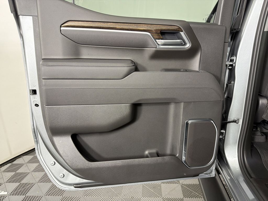 new 2026 GMC Sierra 1500 car, priced at $60,095