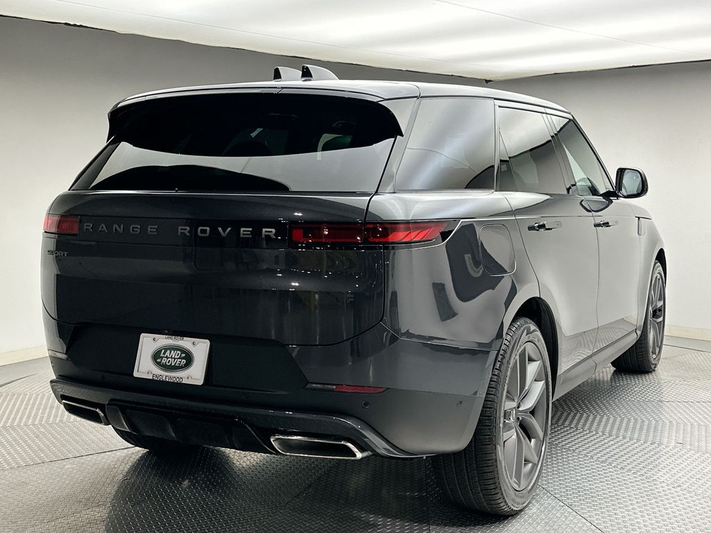 2025 Land Rover Range Rover Sport SE 2