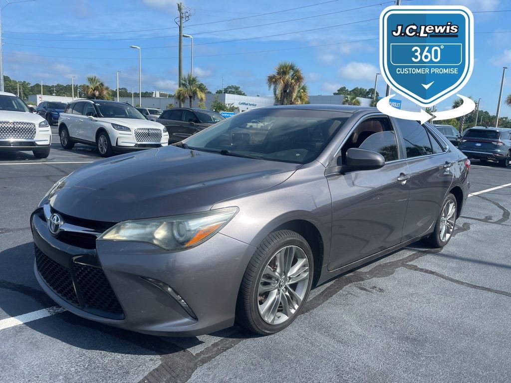 2017 Toyota Camry SE