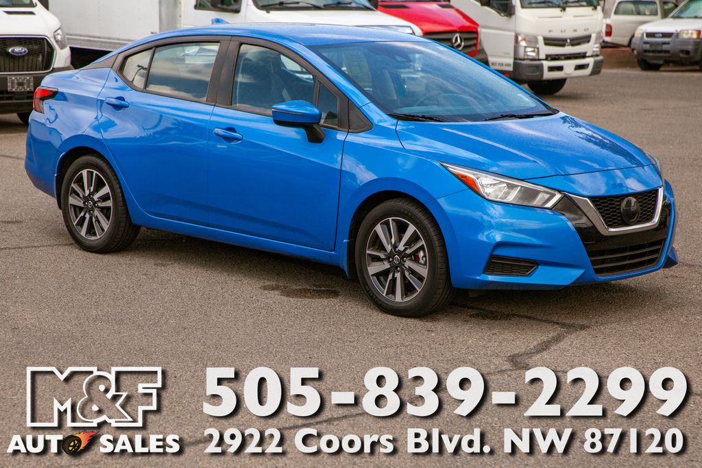  2021 Nissan Versa SV FWD   