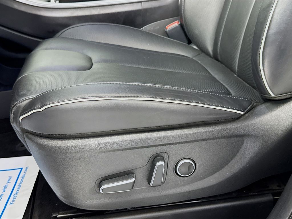 Used Car 2024 Hyundai Palisade  Sel For Sale Under $35,000 In Austin, Texas