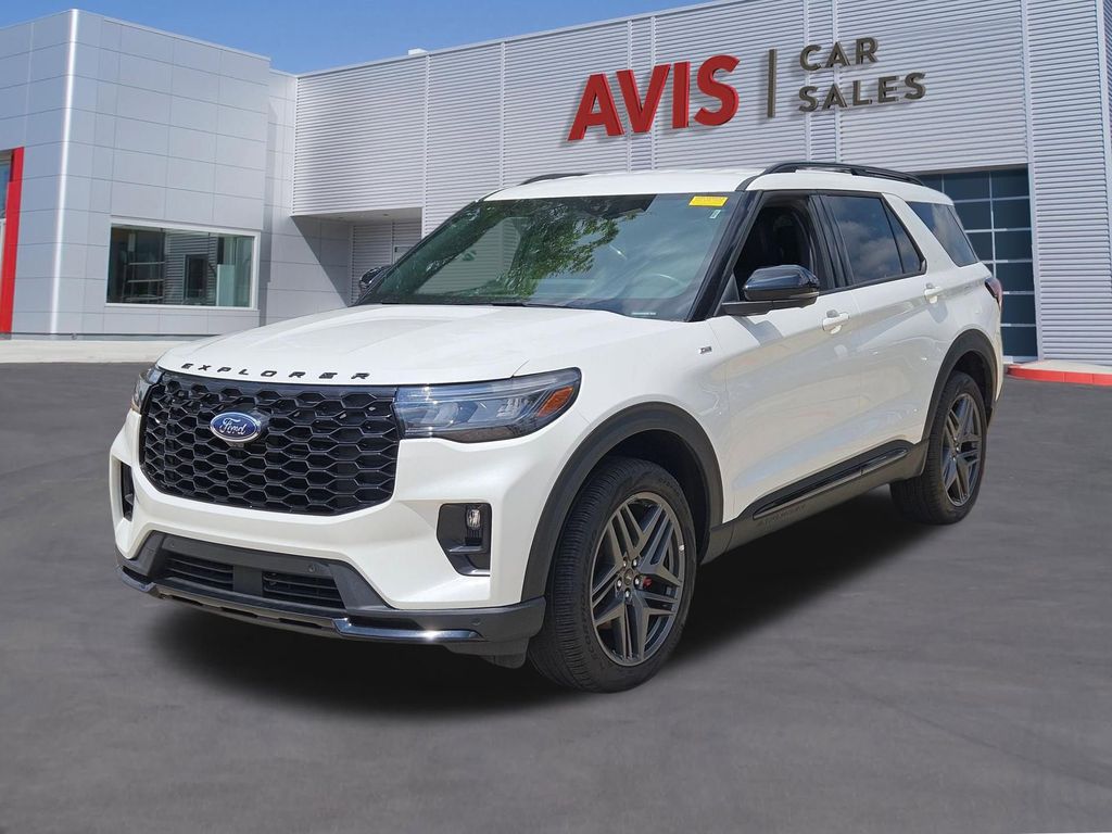 White Metallic 2025 Ford Explorer ST-Line AWD SUV / Crossover All-Wheel Drive Automatic