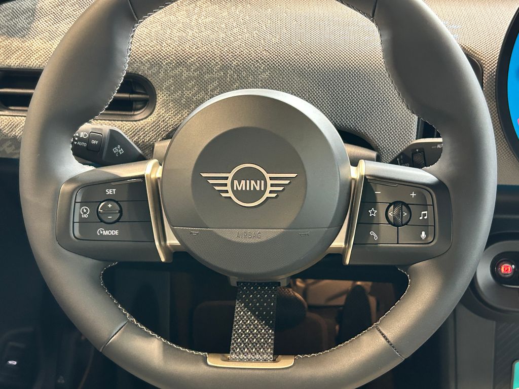 Thumbnail: 2026 MINI Cooper - 18