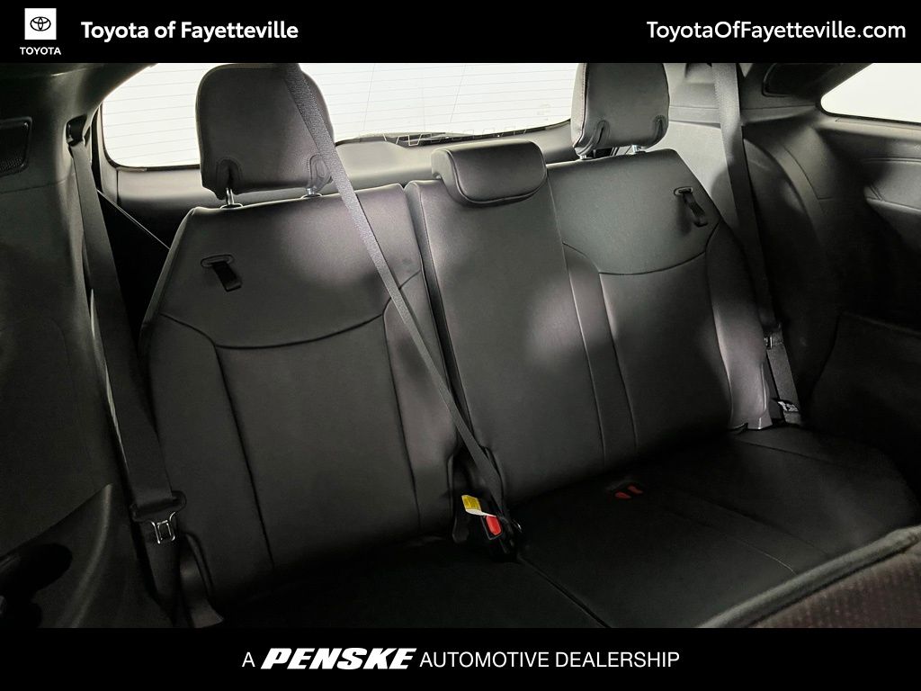2025 Toyota Sienna XSE 12