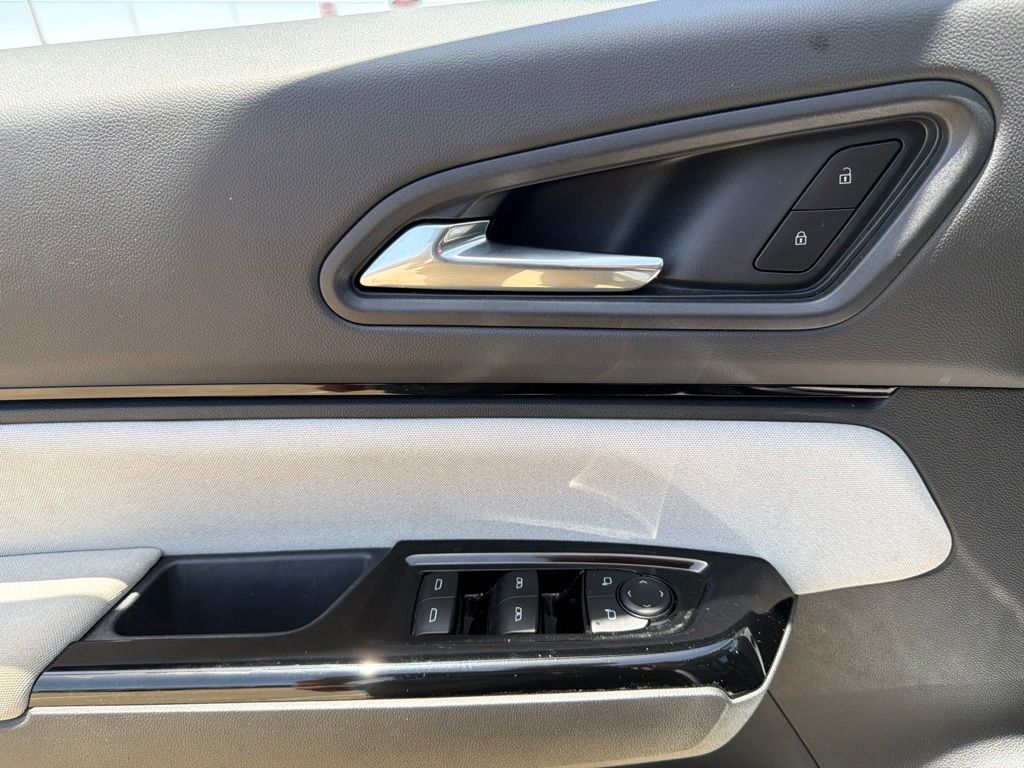 car-gallery-12