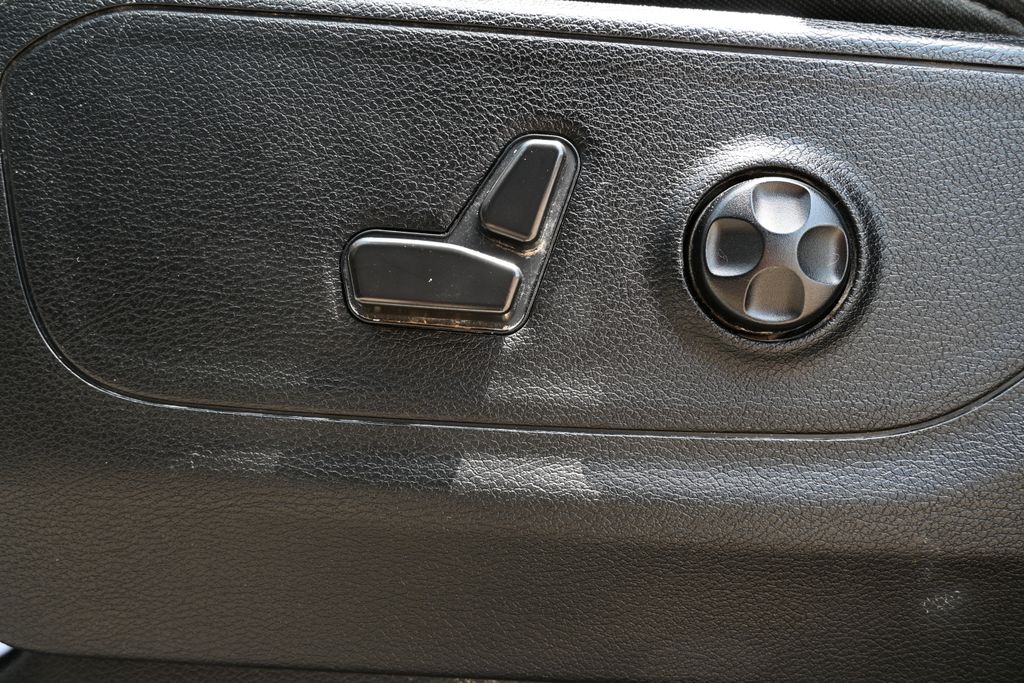 2021 Ram 1500 Big Horn/Lone Star White at Victoria Chrysler Dodge Jeep Ram