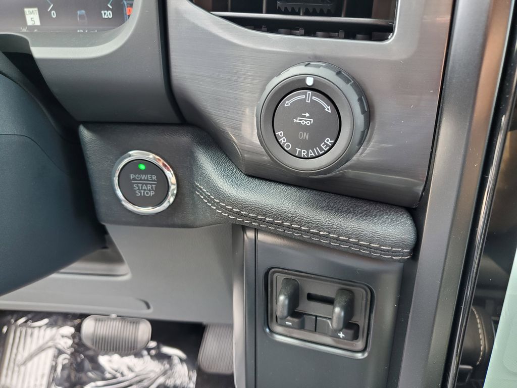 New 2025 Gray Ford Flash image 39