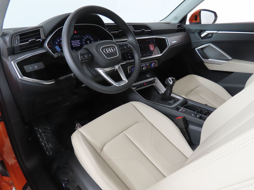 Thumbnail: 2025 Audi Q3 - 28