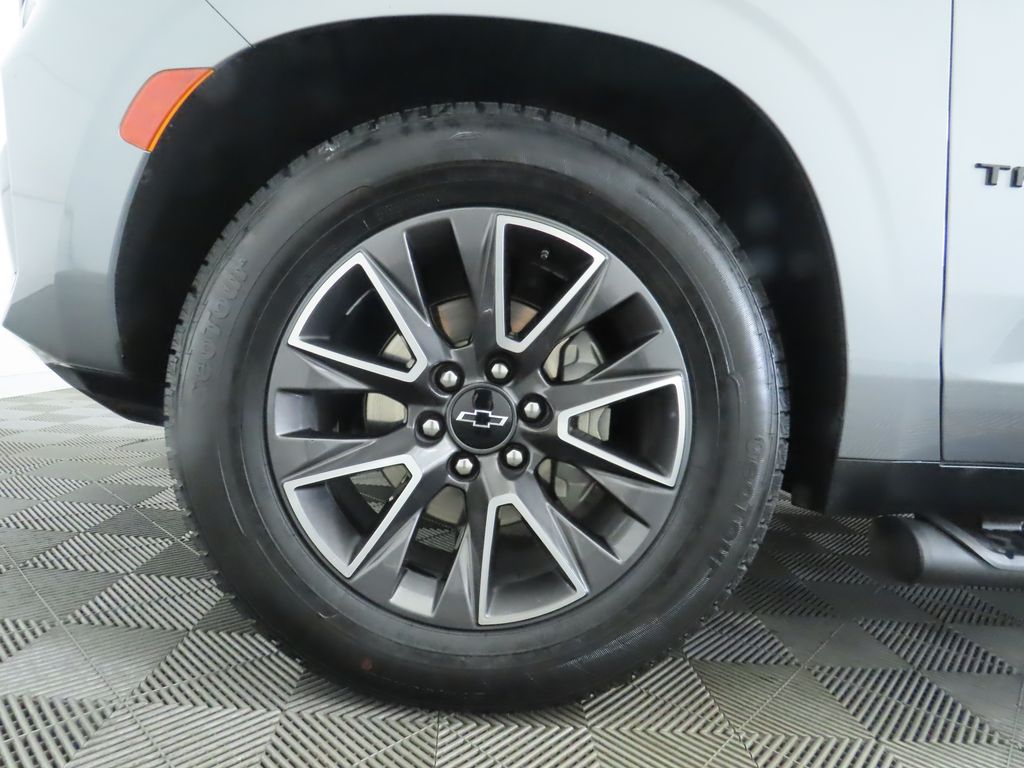 Thumbnail: 2023 Chevrolet Tahoe - 31