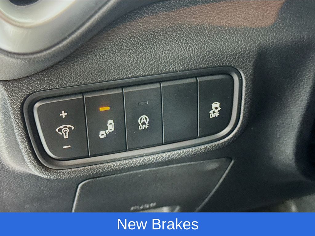 Used Car 2020 Kia Soul  X-line For Sale Under $15,000 In Austin, Texas