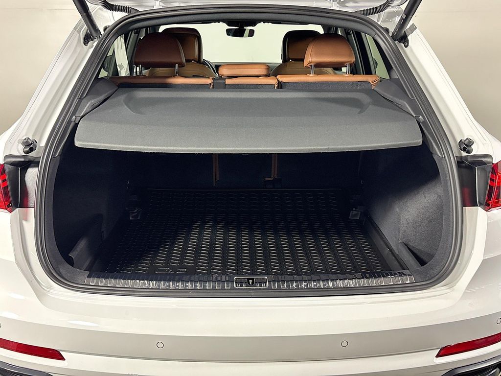 2022 Audi Q3 Premium