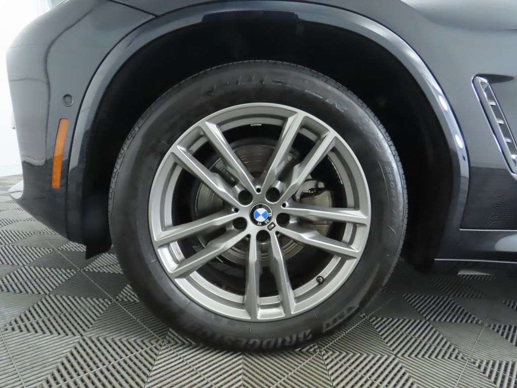 Thumbnail: 2021 BMW X4 - 31