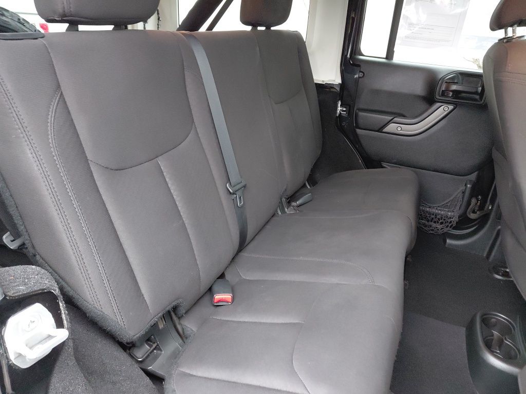 Thumbnail: 2017 Jeep Wrangler - 24