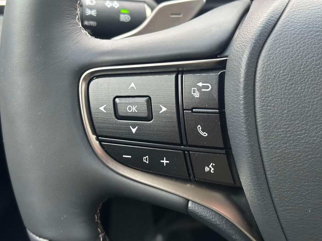 used 2021 Lexus ES car, priced at $34,495