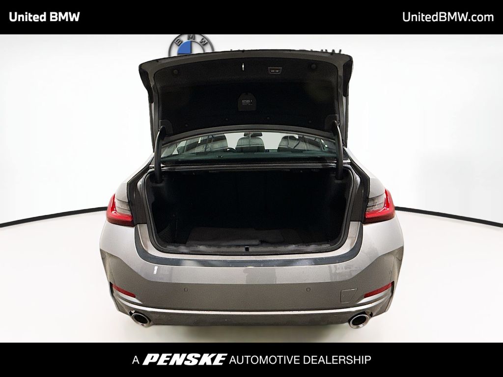 Thumbnail: 2025 BMW 3 Series - 14