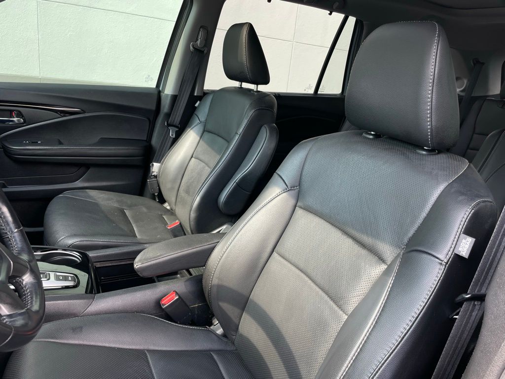 Thumbnail: 2022 Honda Pilot - 26