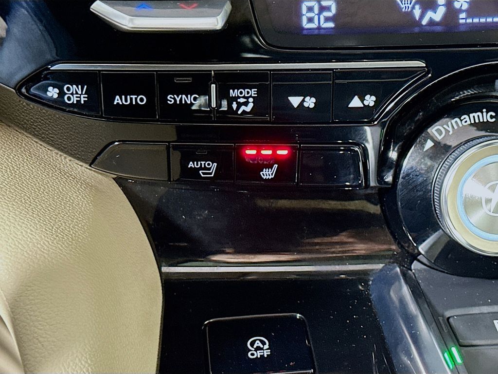used 2024 Acura MDX car, priced at $38,999