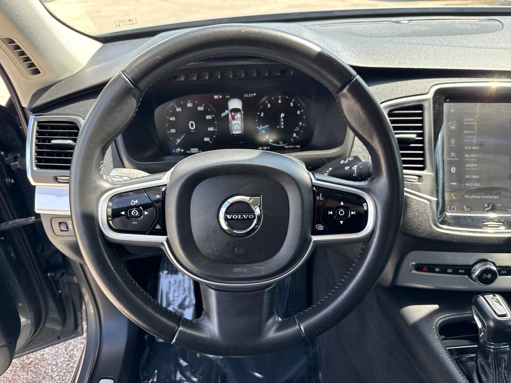 Certified Used 2018 Gray Volvo T6 Momentum image 14