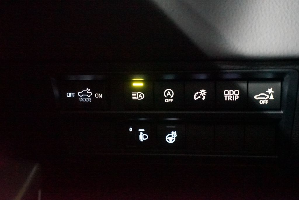 Thumbnail: 2026 Toyota Tundra - 25