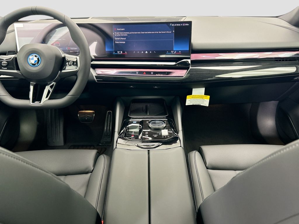 Thumbnail: 2026 BMW i5 - 13