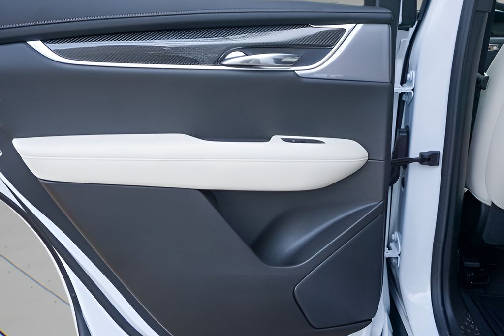 Used Car 2024 Cadillac Xt6  Sport For Sale Under $50,000 In Austin, Texas