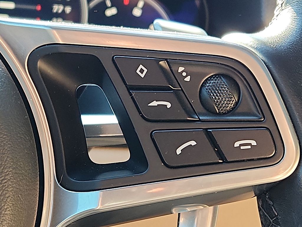 Thumbnail: 2021 Porsche Cayenne - 22