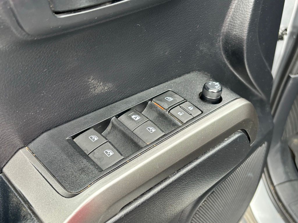 2019 Toyota Tacoma SR5 photo