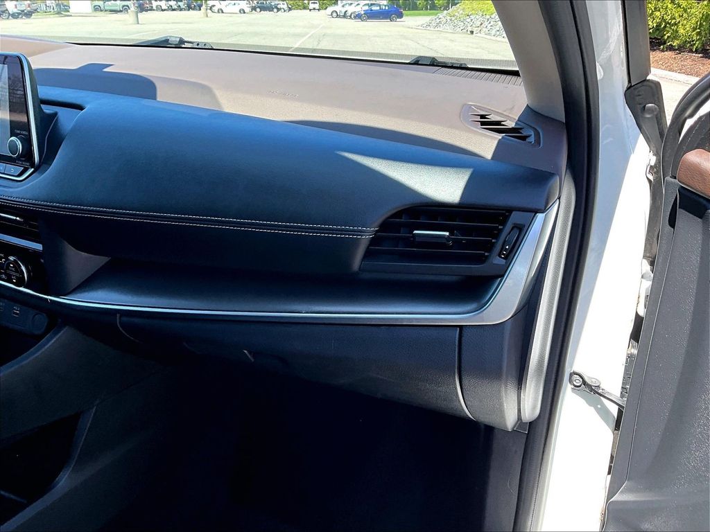2023 Nissan Rogue — photo 13