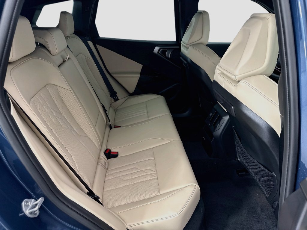 Thumbnail: 2026 BMW X3 - 21