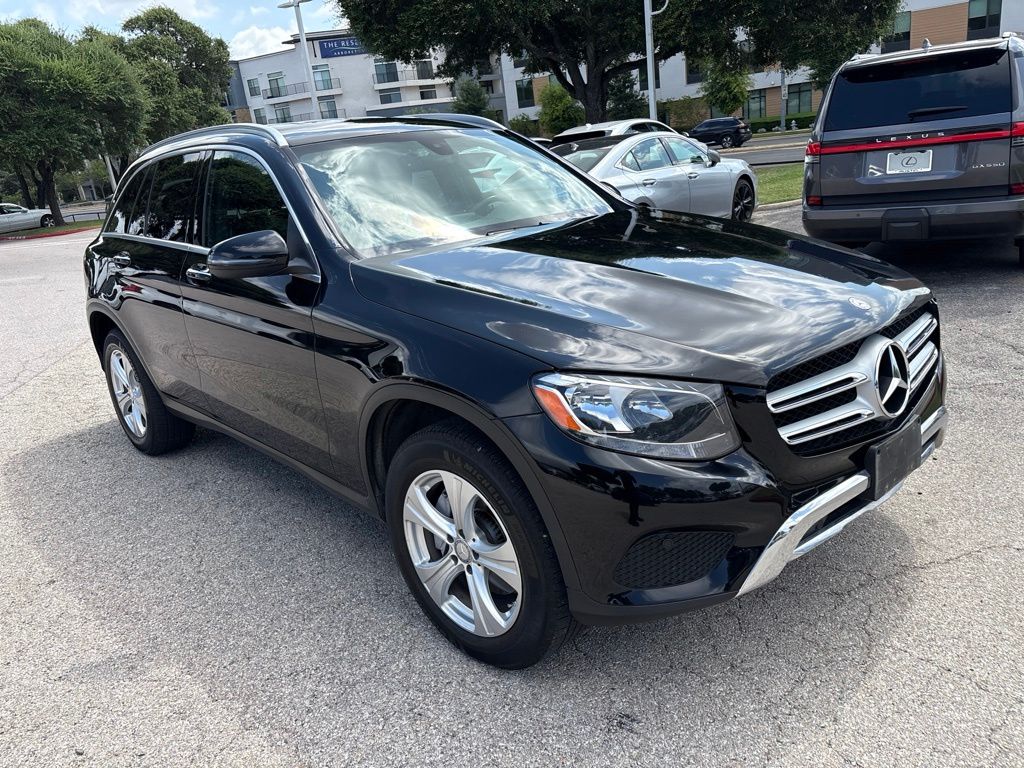Thumbnail: 2017 Mercedes-Benz GLC - 7