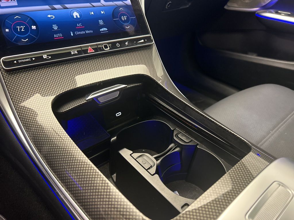 Thumbnail: 2022 Mercedes-Benz C-Class - 18