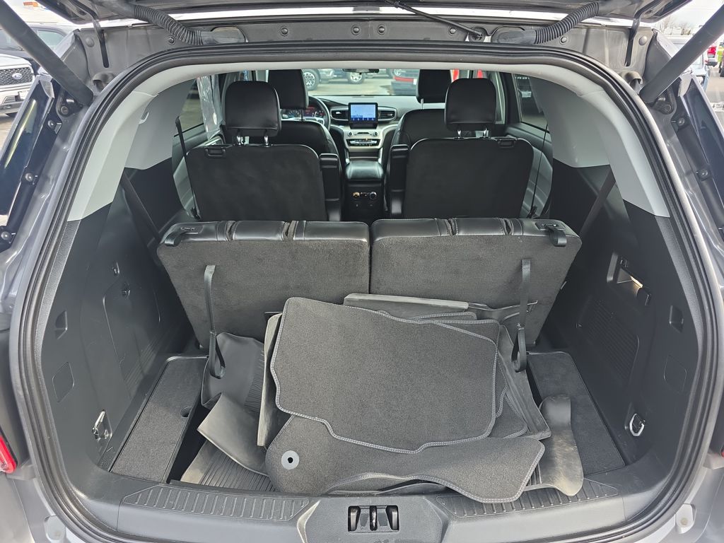 Certified Used 2023 Gray Ford XLT image 12