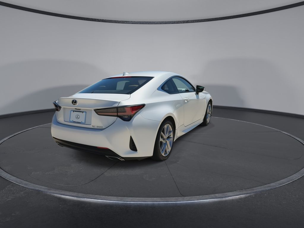 Thumbnail: 2022 Lexus RC - 8