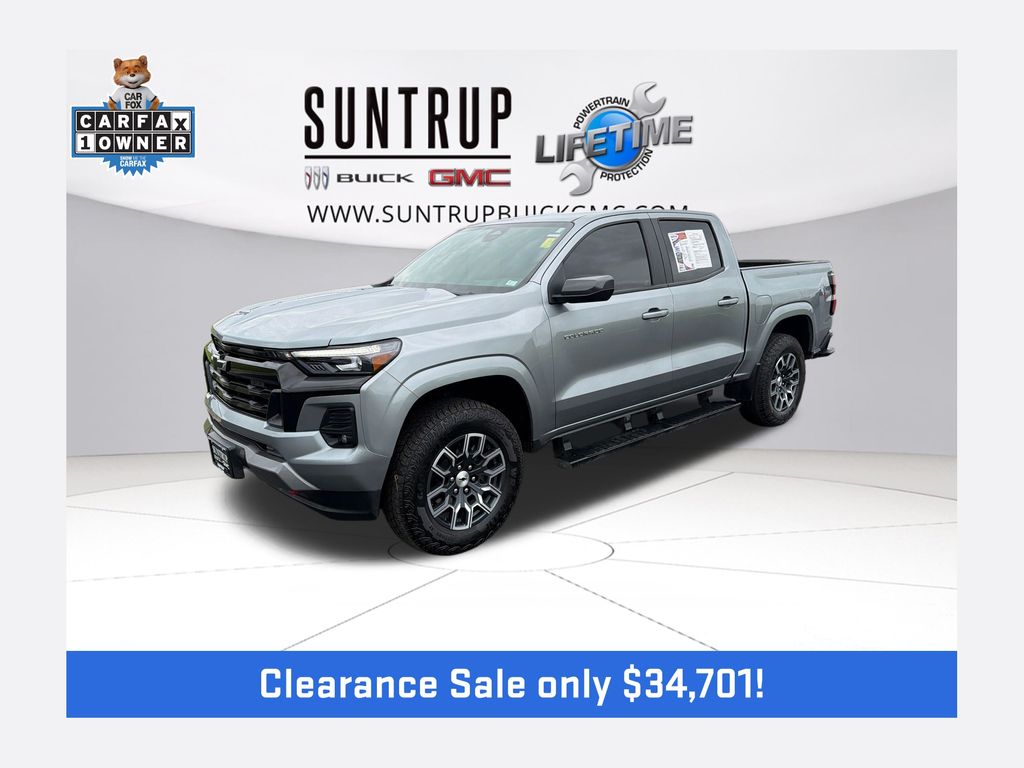 Sterling Gray Metallic 2025 Chevrolet Colorado Pickup Truck Four-Wheel Drive 8-Speed Automatic