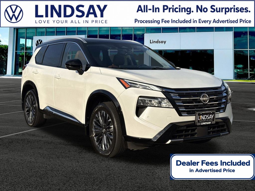 Everest White Pearl/Super Black 2024 Nissan Rogue SUV / Crossover All-Wheel Drive Continuously Variable Transmission