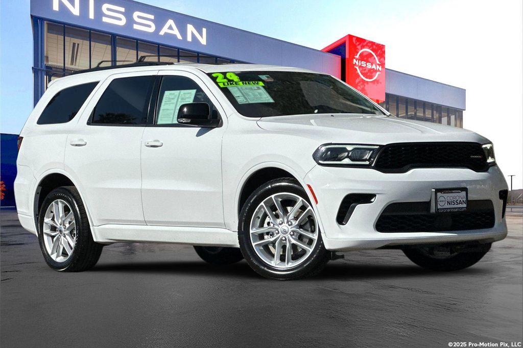 White Knuckle Clearcoat 2024 Dodge Durango GT Plus AWD SUV / Crossover All-Wheel Drive 8-Speed Automatic